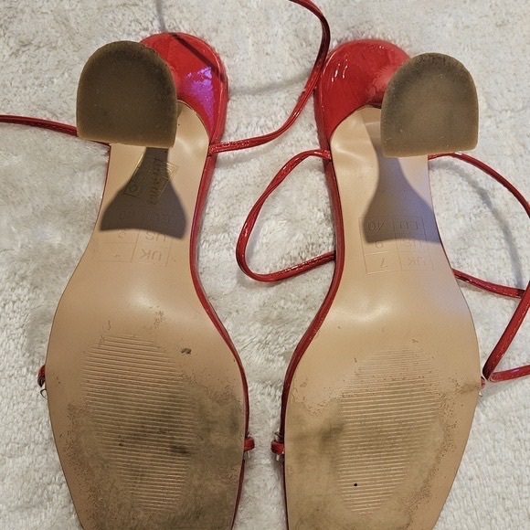 Chic Red Strappy Heels - Picture 8 of 8